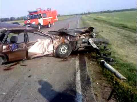 Шокирующее видео с места ДТП в Песчанокопском районе