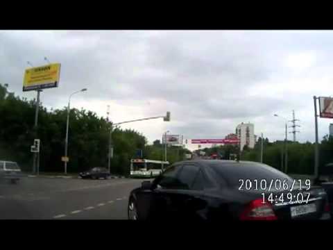 ДТП - Внедорожник перевернулся от удара Volvo