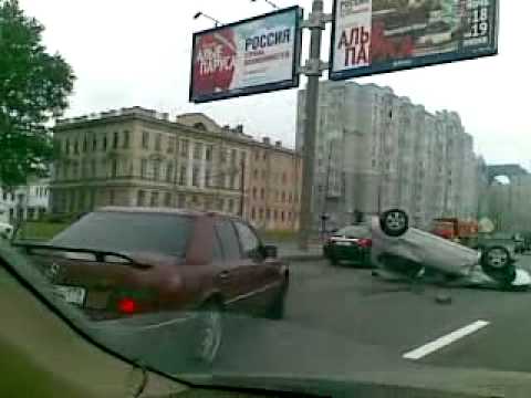 Авария на Октябрьской набережной. 29.06.2011