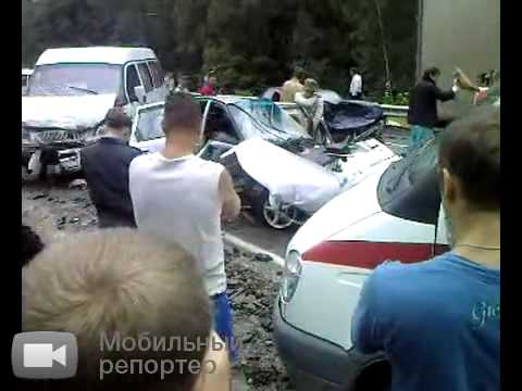 Жуткая авария на трассе М3 (27.06.2011)