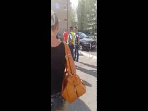 Депутат Палочкин против женщины на Вольве