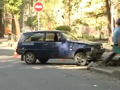 Милицейская машина попала в ДТП в центре Харькова