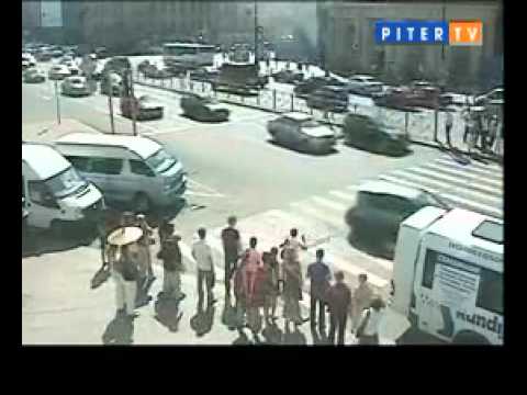 Вперед, на зебру! ДТП на площади Восстания