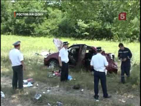 ДТП. Лобовое столкновение Рено и грузовика (19.08.2011)