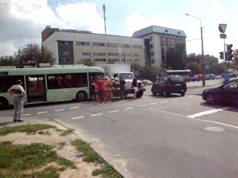 Минск.серьезное ДТП-Тролл vs грузовик.ч2